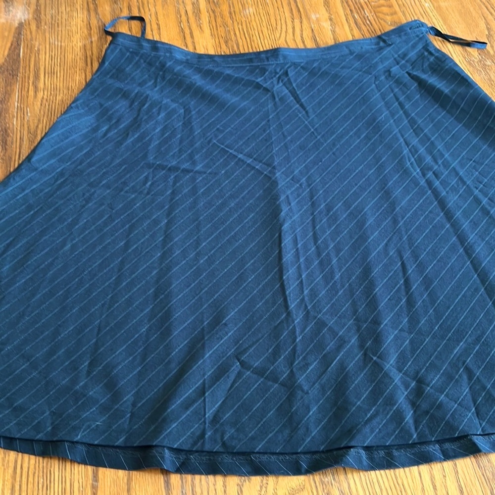 Chaps Black & White Striped Flared Business Midi Skirt Size 16 EUC